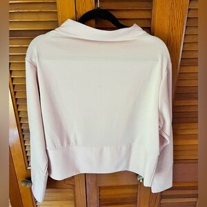 Nike Light Pink Dri-FIT long sleeved pull over crew sz MEDIUM